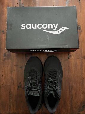 Saucony Kinvara 12 Womens Shoes Size 8.5, Color: Triple Black